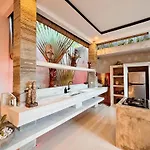 Modern 2 Bedroom Villa Seminyak Center.