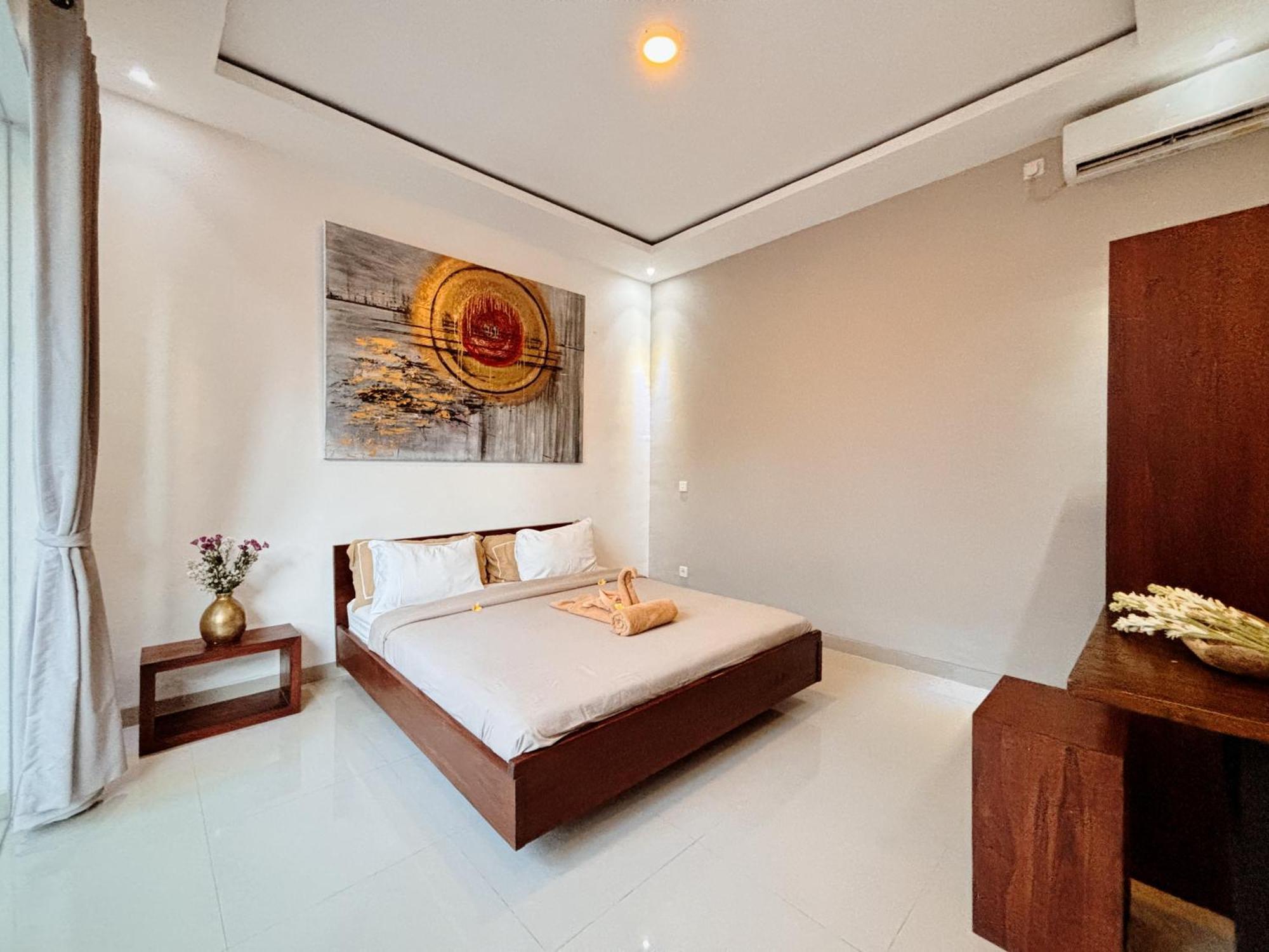 Villa Modern 2 Bedroom Center.